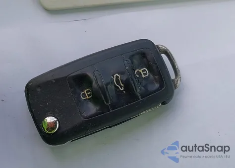 2011 Volkswagen Jetta 2.5L Se z USA, uszkodzony, nr VIN 3VWDZ7AJ2BM319355